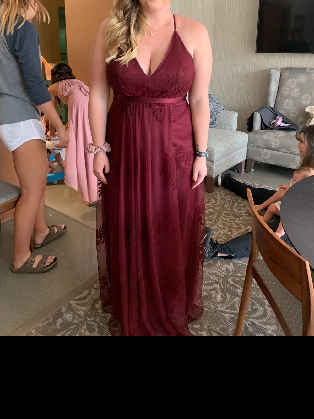 Spaghetti-Strap Beautiful bridesmaid Dress in Burgundy
